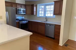 19 Spring Glen Ct, Cockeysville, MD 21030 - Photo 11