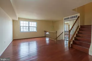 12 Casey Ct, Baltimore, MD 21228 - Photo 5