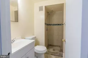 12 Casey Ct, Baltimore, MD 21228 - Photo 21