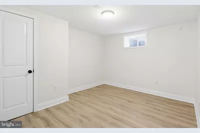 2107 Edmondson Avenue, Baltimore, MD 21228 - Photo 27