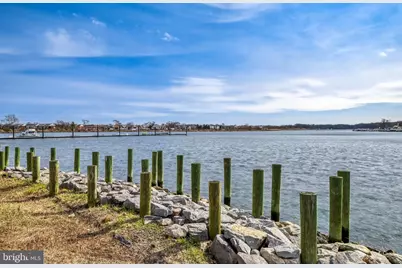 8201 Seaworthy Way, Dundalk, MD 21222 - Photo 31