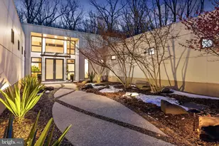 2923 Woodvalley Dr, Baltimore, MD 21208 - Photo 3