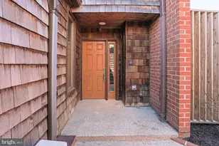 110 Old Crossing Dr, Baltimore, MD 21208 - Photo 39