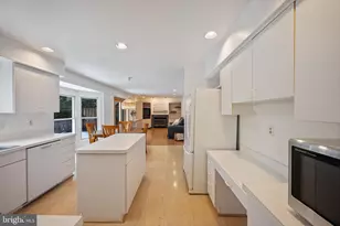 3 Cotswold Ct, Owings Mills, MD 21117 - Photo 3