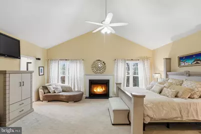 8941 Griffin #8941, Baltimore, MD 21208 - Photo 17