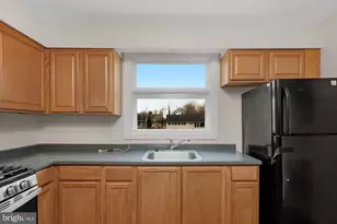 6 Bright Cir, Gwynn Oak, MD 21207 - Photo 11