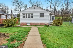 6 Bright Cir, Gwynn Oak, MD 21207 - Photo 3