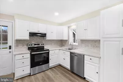 12129 Buttonwood Lane, Baltimore, MD 21220 - Photo 5