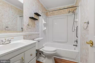 319 N Marlyn Ave, Baltimore, MD 21221 - Photo 23