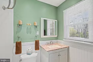 945 Homberg Ave, Baltimore, MD 21221 - Photo 9