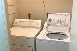 10604 Partridge Ln, Cockeysville, MD 21030 - Photo 9