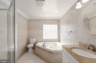 7512 Battle Grove Cir, Baltimore, MD 21222 - Photo 25
