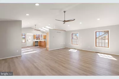 7512 Battle Grove Circle, Baltimore, MD 21222 - Photo 11