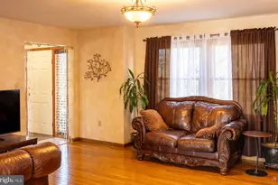 212 New Ave, Reisterstown, MD 21136 - Photo 9