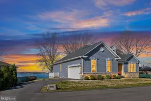 712 Riverside Dr, Baltimore, MD 21221 - Photo 1