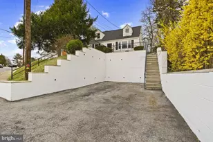 1911 Kernan Dr, Baltimore, MD 21207 - Photo 3