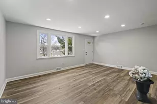 1911 Kernan Dr, Baltimore, MD 21207 - Photo 9