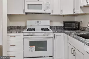 105 Fitz Ct, Reisterstown, MD 21136 - Photo 9
