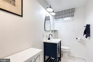 8206 Burnley Rd, Towson, MD 21204 - Photo 29