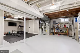 8206 Burnley Rd, Towson, MD 21204 - Photo 33