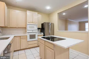 9218 Owings Choice Ct, Owings Mills, MD 21117 - Photo 9