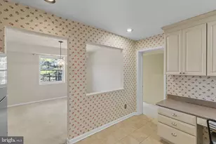 6 Gurteen Ct, Lutherville Timonium, MD 21093 - Photo 13