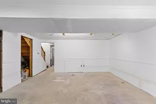 6940 Myersview Dr, Middle River, MD 21220 - Photo 21