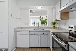 6940 Myersview Dr, Middle River, MD 21220 - Photo 7