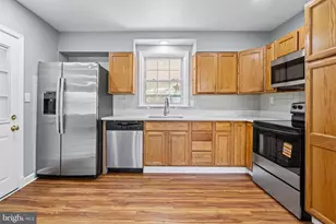1413 Glendale Rd, Baltimore, MD 21239 - Photo 7