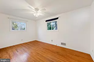 2926 Knoll Acres Dr, Baltimore, MD 21234 - Photo 15