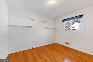 2926 Knoll Acres Dr, Baltimore, MD 21234 - Photo 19