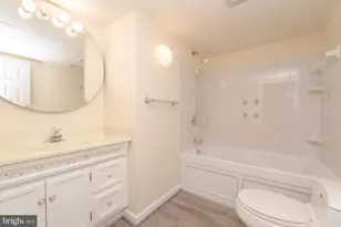 9102 Wise Ave Ext, Baltimore, MD 21219 - Photo 31