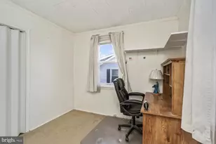 918 Renfrew St, Baltimore, MD 21221 - Photo 23