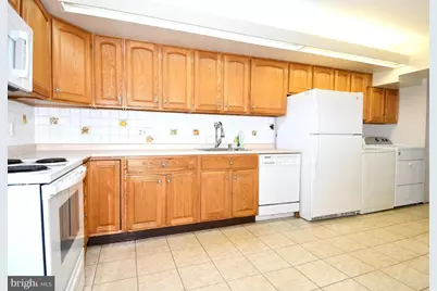 8 Stonehenge Circle #8-7, Baltimore, MD 21208 - Photo 11