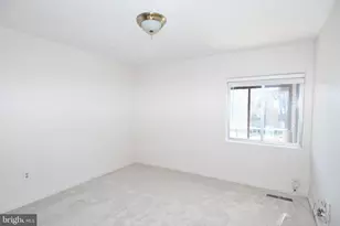 8 Stonehenge Cir, Baltimore, MD 21208 - Photo 27