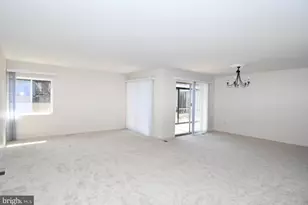 8 Stonehenge Cir, Baltimore, MD 21208 - Photo 7