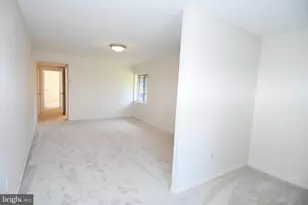 8 Stonehenge Cir, Baltimore, MD 21208 - Photo 19