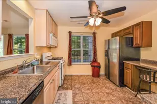 26 Arabian Ct, Randallstown, MD 21133 - Photo 3