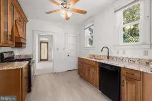 23 Ridge Rd, Baltimore, MD 21228 - Photo 19