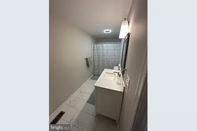 4427 Annapolis Road, Halethorpe, MD 21227 - Photo 19