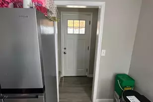 4427 Annapolis Rd, Halethorpe, MD 21227 - Photo 13