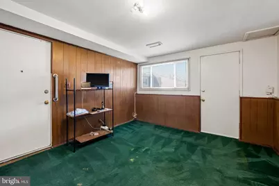 916 Prestwood, Baltimore, MD 21228 - Photo 9