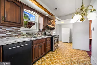 6810 Belclare Road, Baltimore, MD 21222 - Photo 15