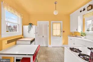 226 Glenmore Ave, Catonsville, MD 21228 - Photo 11