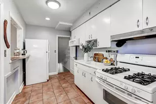 102 Lyndale Ave, Nottingham, MD 21236 - Photo 13