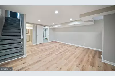 834 N Marlyn Avenue, Essex, MD 21221 - Photo 15