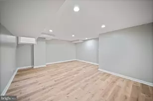 834 N Marlyn Ave, Essex, MD 21221 - Photo 17