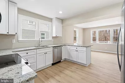 706 Sue Grove Road, Baltimore, MD 21221 - Photo 9