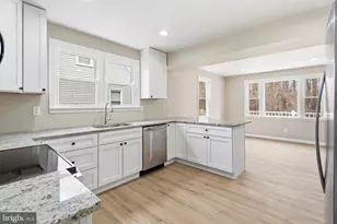 706 Sue Grove Rd, Baltimore, MD 21221 - Photo 9