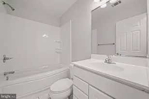 8 Choate Ct, Towson, MD 21204 - Photo 29